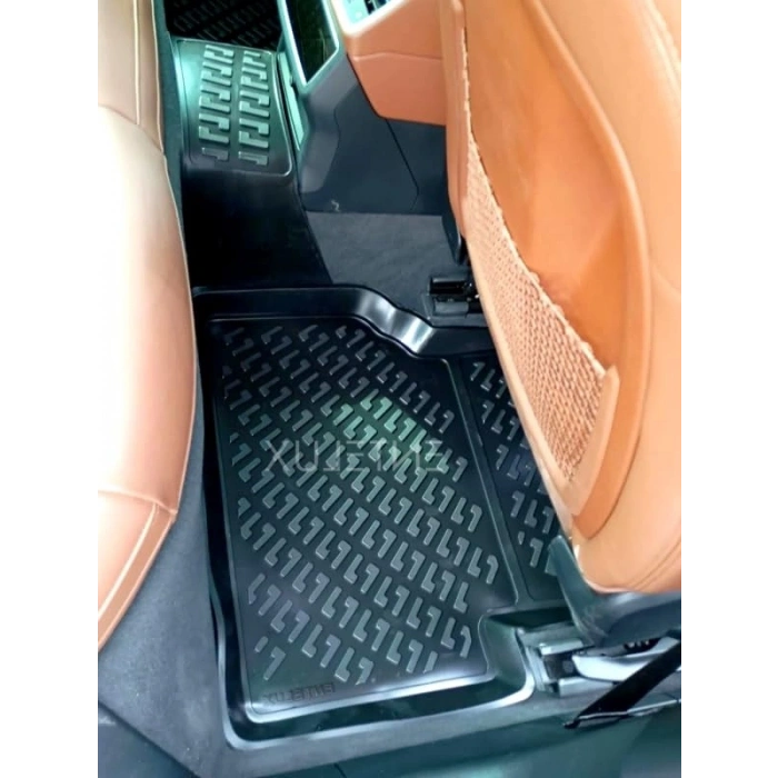 Premium Paspas, 2026 Sonrası Skoda SuperB ile Uyumlu