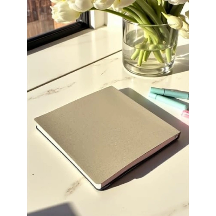 PU Deri Çizgisiz Not Defteri - 16,5x16,5 cm