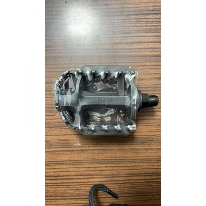 Reflektörlü Pedal Takımı, Tüm Bisiklet Modelleri ile Uyumlu
