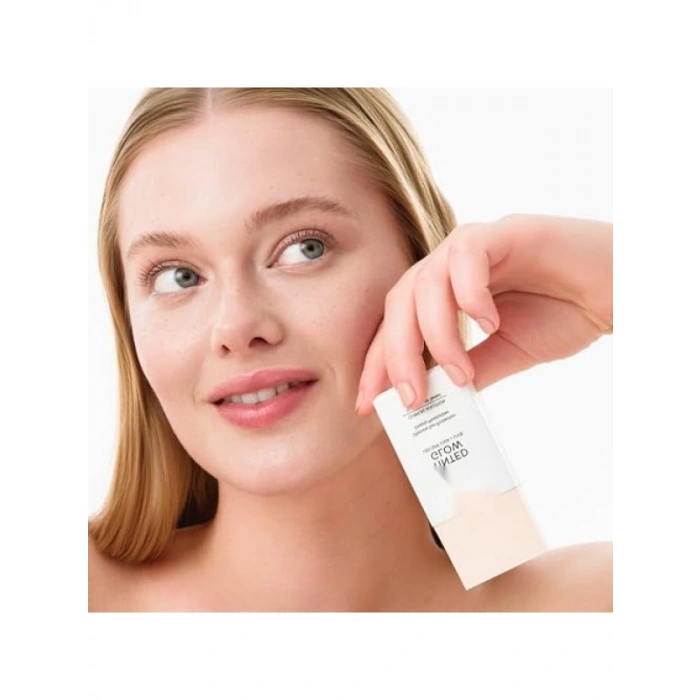 Renkli Likit Güneş Kremi SPF 50 - Ton Eşitleyici 50 ml