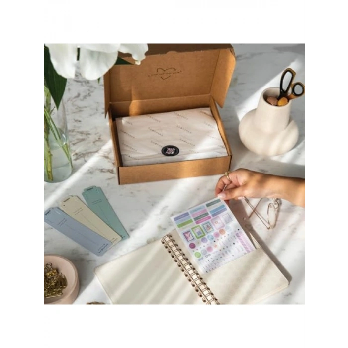 Sert Kapaklı Keten A5 Noktalı Not Defteri - Siyah