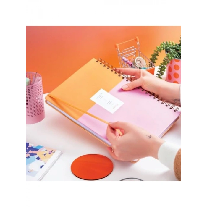 Sert Kapaklı Lastikli Not Defteri - 20x28 cm