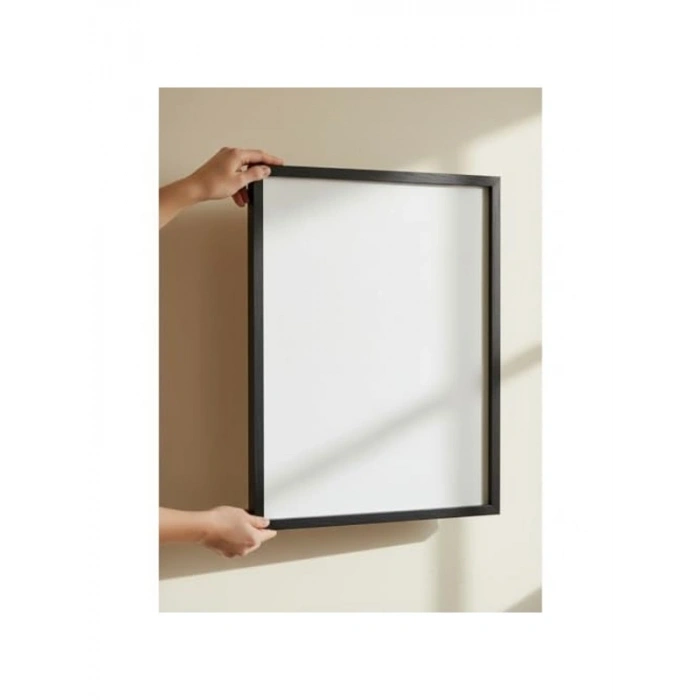 Şık ve Dayanıklı 3mm MDF Arkalıklı Masif Çam Çerçeve