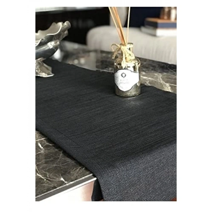 Simli Keten Püsküllü Runner - Şık ve Leke Tutmaz