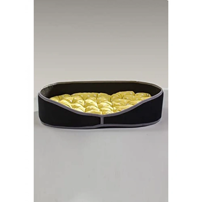 Siyah Kedi ve Köpek Yatağı, Evcil Hayvan Yuvası