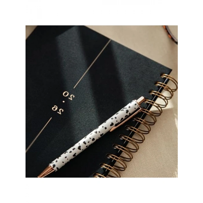 Siyah Keten Spiralli A5 Haftalık Ajanda, 12 Aylık