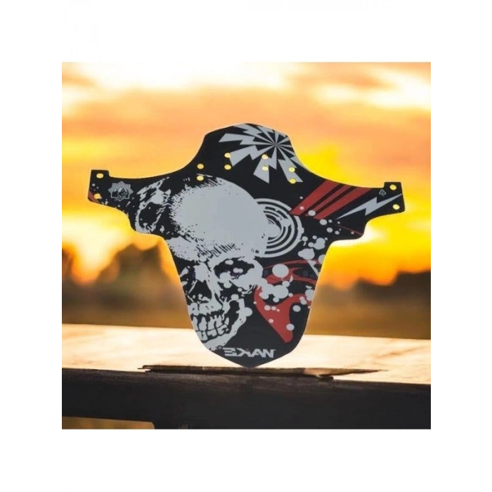 Siyah Kırmızı Çamurluk Seti, 4 Adet Kelepçe Hediyeli