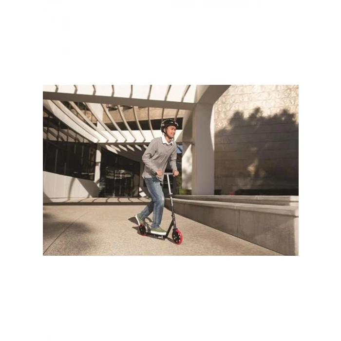 Siyah Renkli Carbon Lux Scooter, Şık Tasarım