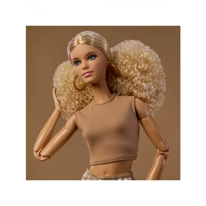 Siyah Uzun Saçlı Kız Bebek Figürü, Şık ve Eğlenceli Tasarım