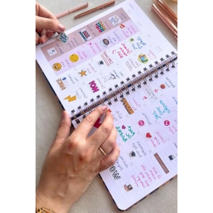 Spiralli 17x24 cm Akademik Ajanda, Retro Tasarım