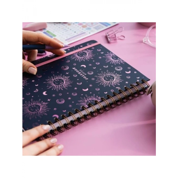 Spiralli Lastikli Sert Kapak Not Defteri - Mor Galaksi