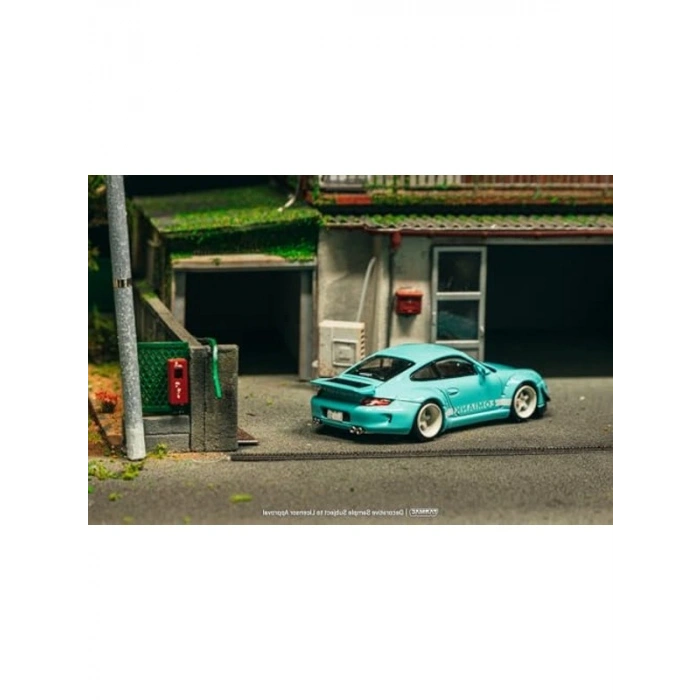 TARMACWORKS 1/64 RWB 997 Lomianki, Bitmiş Model Araç