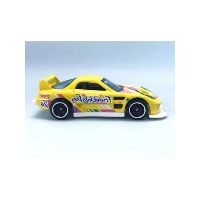 Tekli Araba Modeli - Eğlenceli Tasarım, Yüksek Kalite