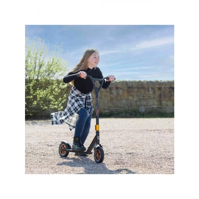 Turuncu 2 Tekerlekli Scooter, Eğlenceli ve Pratik Kullanım