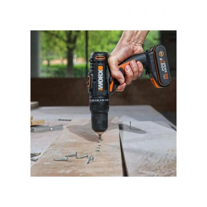 Worx WX108 20V/2.0AH. Li-Ion Çift Akülü Profesyonel Şarjlı Matkap