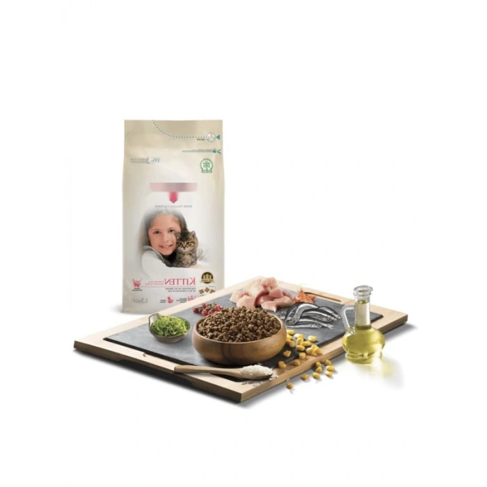 Yavru Kedi Maması - Tavuk ve Hamsi, 1,5 kg