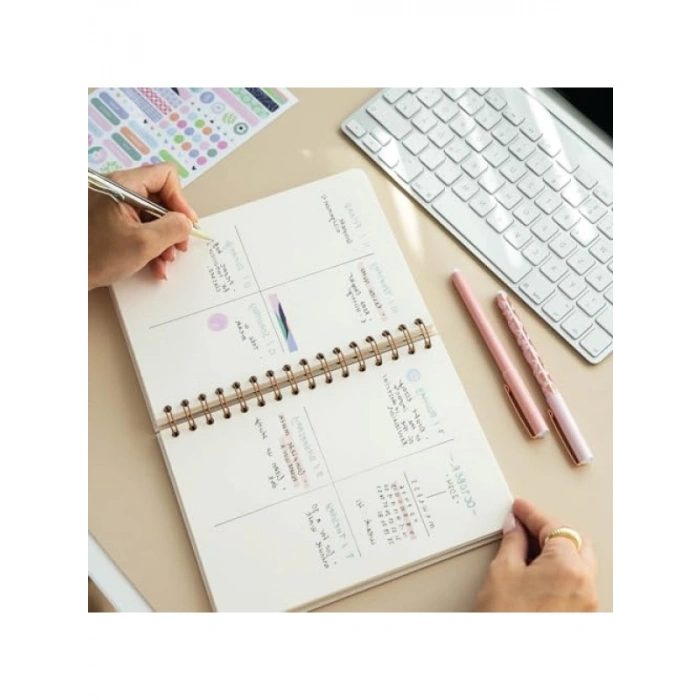 Yeşil Spiralli Keten Noktalı Not Defteri (A5)