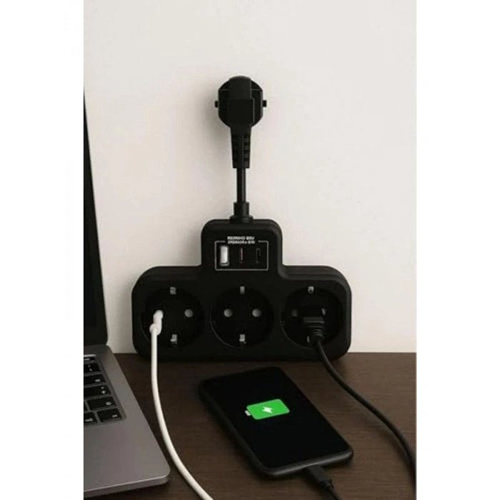 Yüksek Akım Korumalı 1 USB ve 2 Type-C Girişli Çoklu Kablolu Priz Dönüştürücü, Siyah