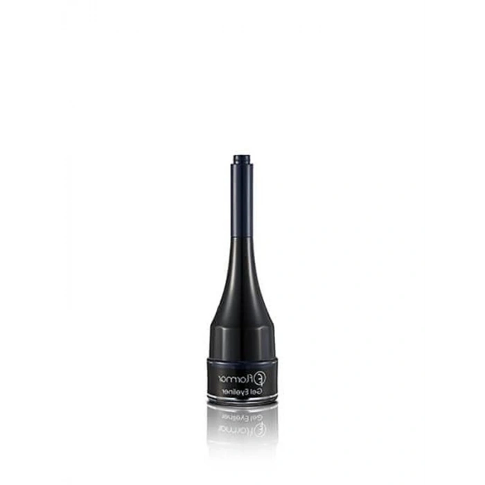 Yüksek Pigmentli Kremsi Jel Eyeliner, Akma Yapmaz