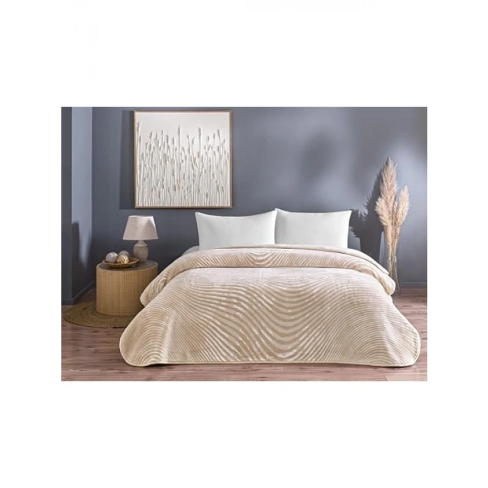 Yumuşak Bej Renkli Çift Kişilik Battaniye