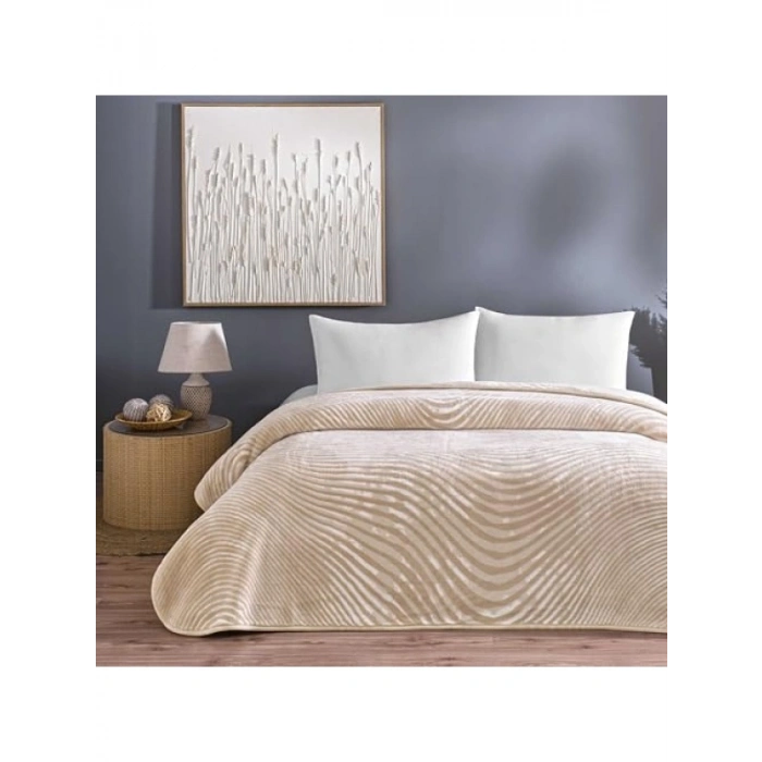 Yumuşak Bej Renkli Çift Kişilik Battaniye