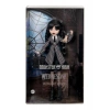 MONSTER HIGH®️Nevermore Akademisi üniforması giyen Wednesday Addams ve el figürü Thing HXJ04