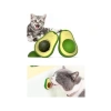 Kedi nanesi ile dolu avokado yalama topu
