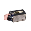 Siyah Elektro Gitar Amplifikatörü, Modern Tasarım