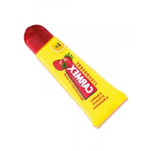 10 g Nemlendirici Özelliği ile Strawberry Dudak Balmı