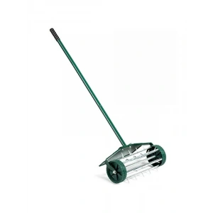 45,72 cm Çim Havalandırıcı - Ağır Hizmet Çivili