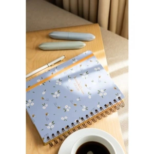 Lastikli A5 Spiralli Çizgili Not Defteri, Arı Desenli