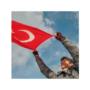 Nefes Alabilir Türk Bayrağı - 70x105 cm, UV ve Solmaya Dayanıklı
