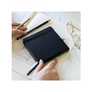 Sert Kapaklı 80 Yaprak Eskiz Defteri, 12x12 cm, Siyah Renk
