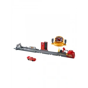 Yarış ve Akrobasi Modlarıyla Oyun Seti - Şimşek McQueen Araba