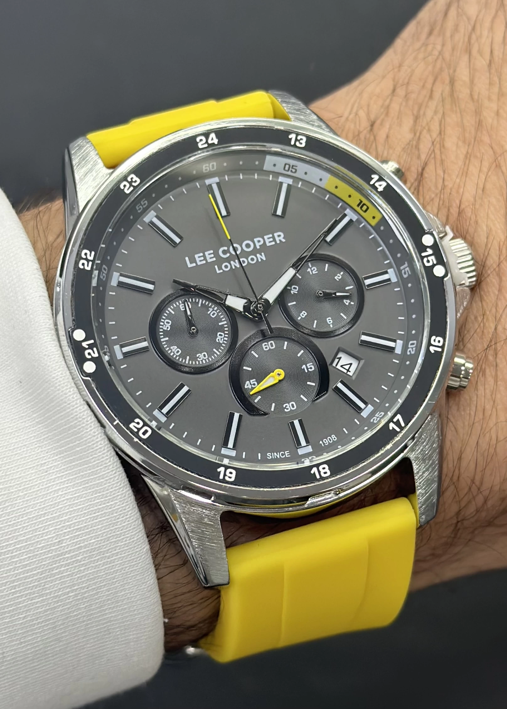 Lee Cooper Orijinal 2 Yıl Garantili Su Geçirmez Silikon Kordon Fonksiyonlu Erkek Kol Saati