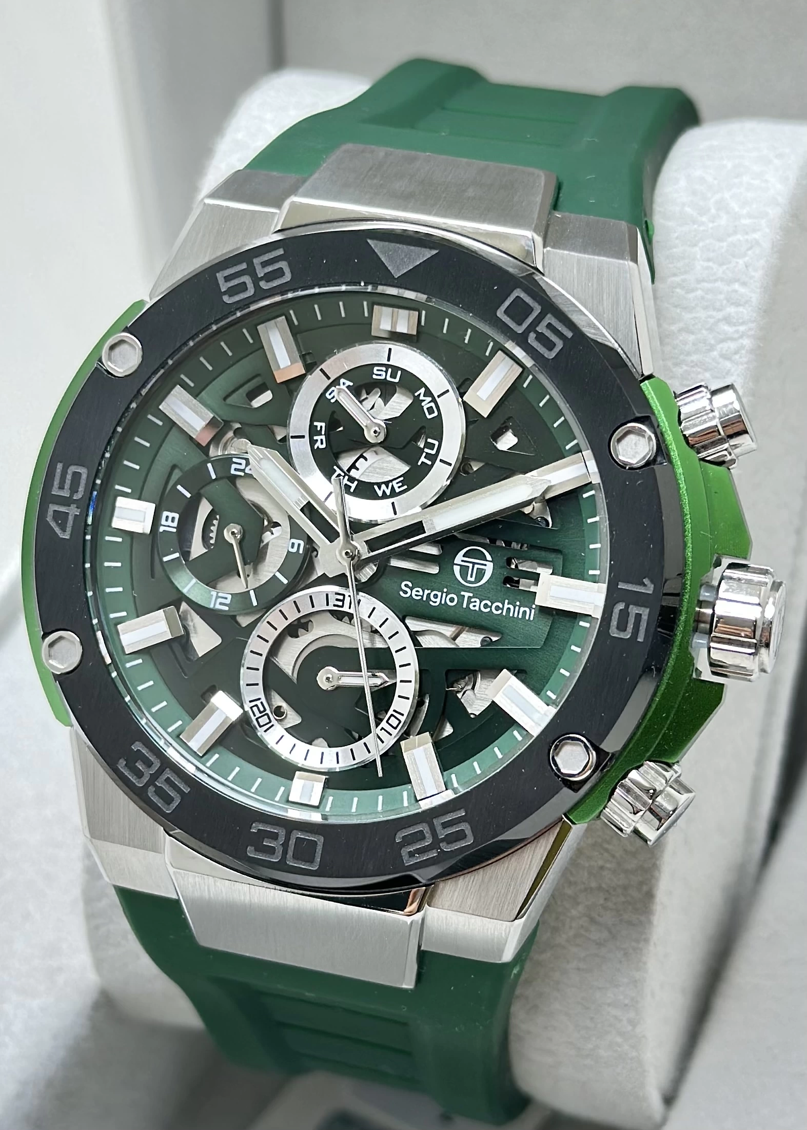 Sergio Tacchini Silikon Kordon Foknsiyonlu Erkek Kol Saati