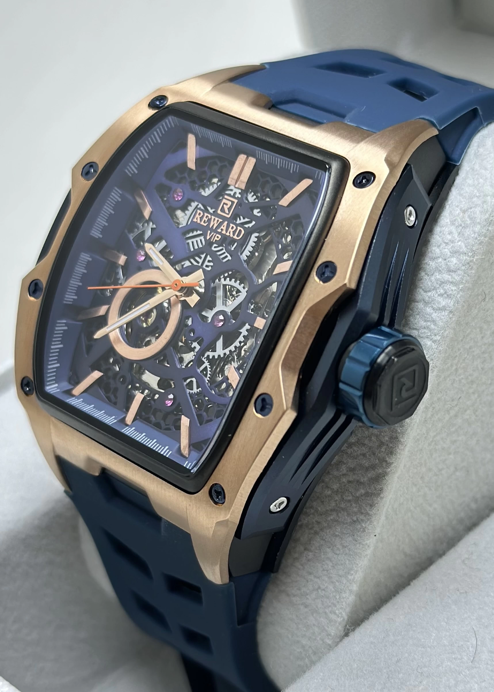 Reward Lacivert Kordon Otomatik Erkek Kol Saati