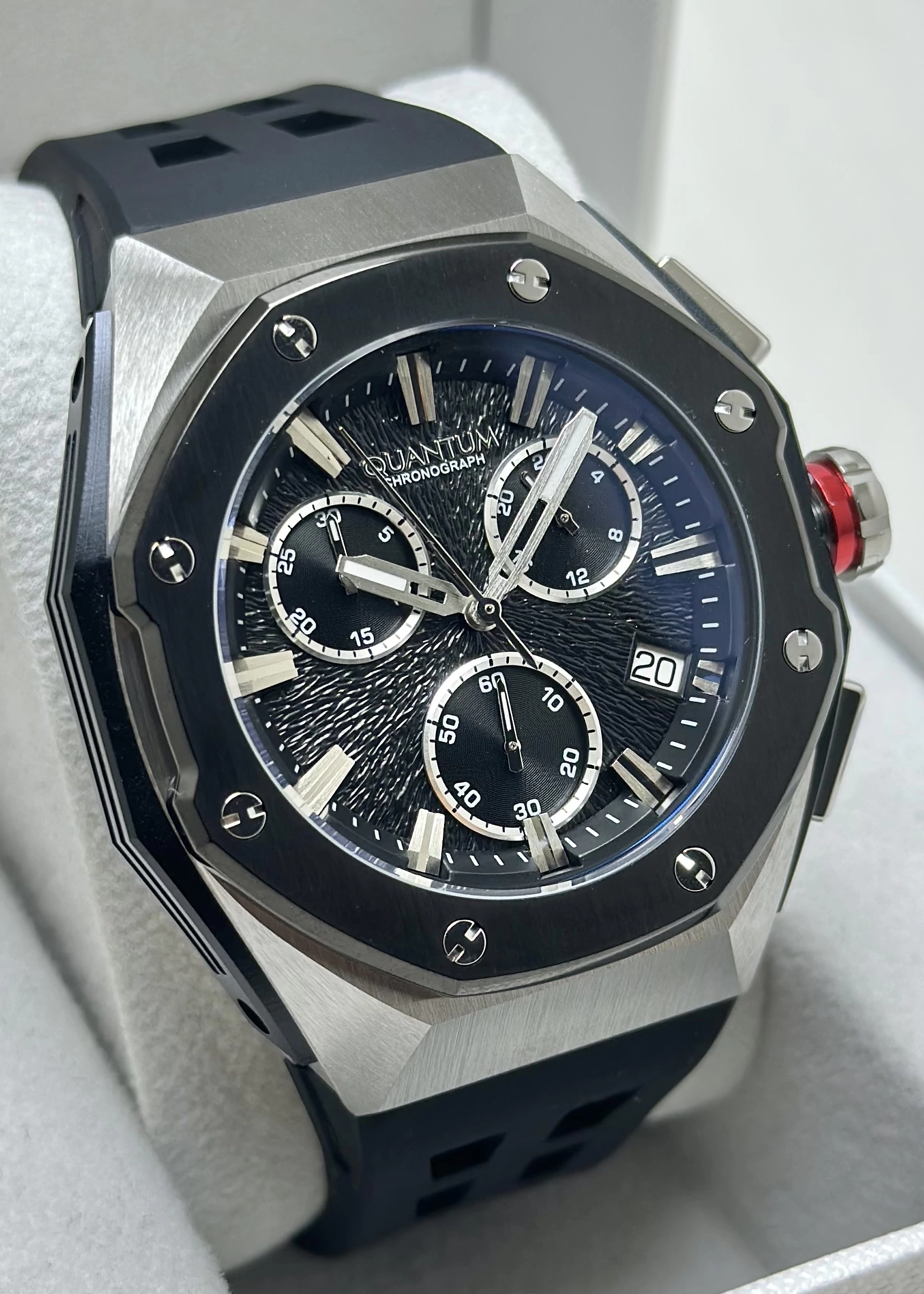 Quantum Silikon Kordon Fonksiyonlu Erkek Kol Saati