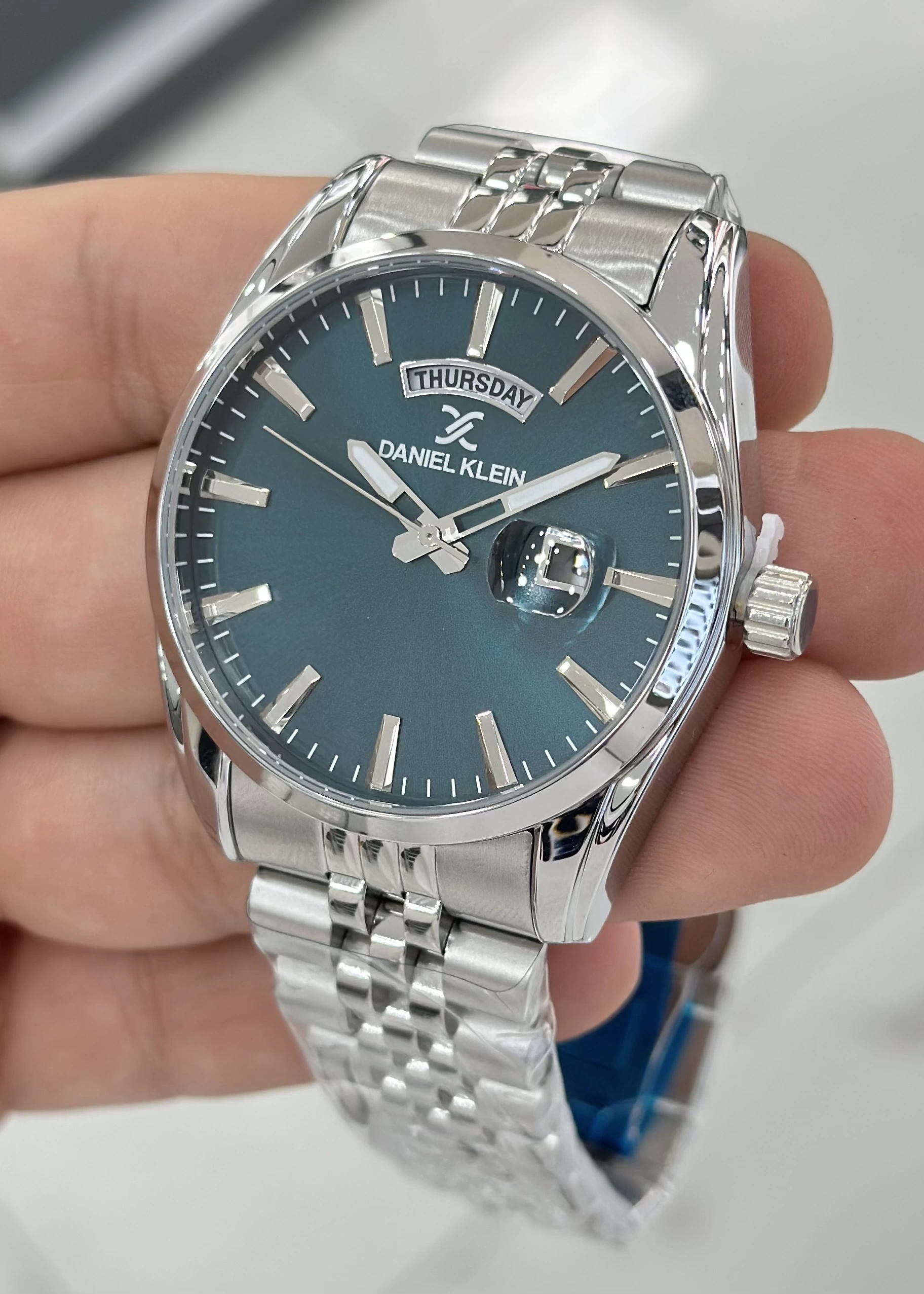 Daniel Klein Paslanmaz Çelik Kordon Takvimli Erkek Kol Saati Su Geçirmez