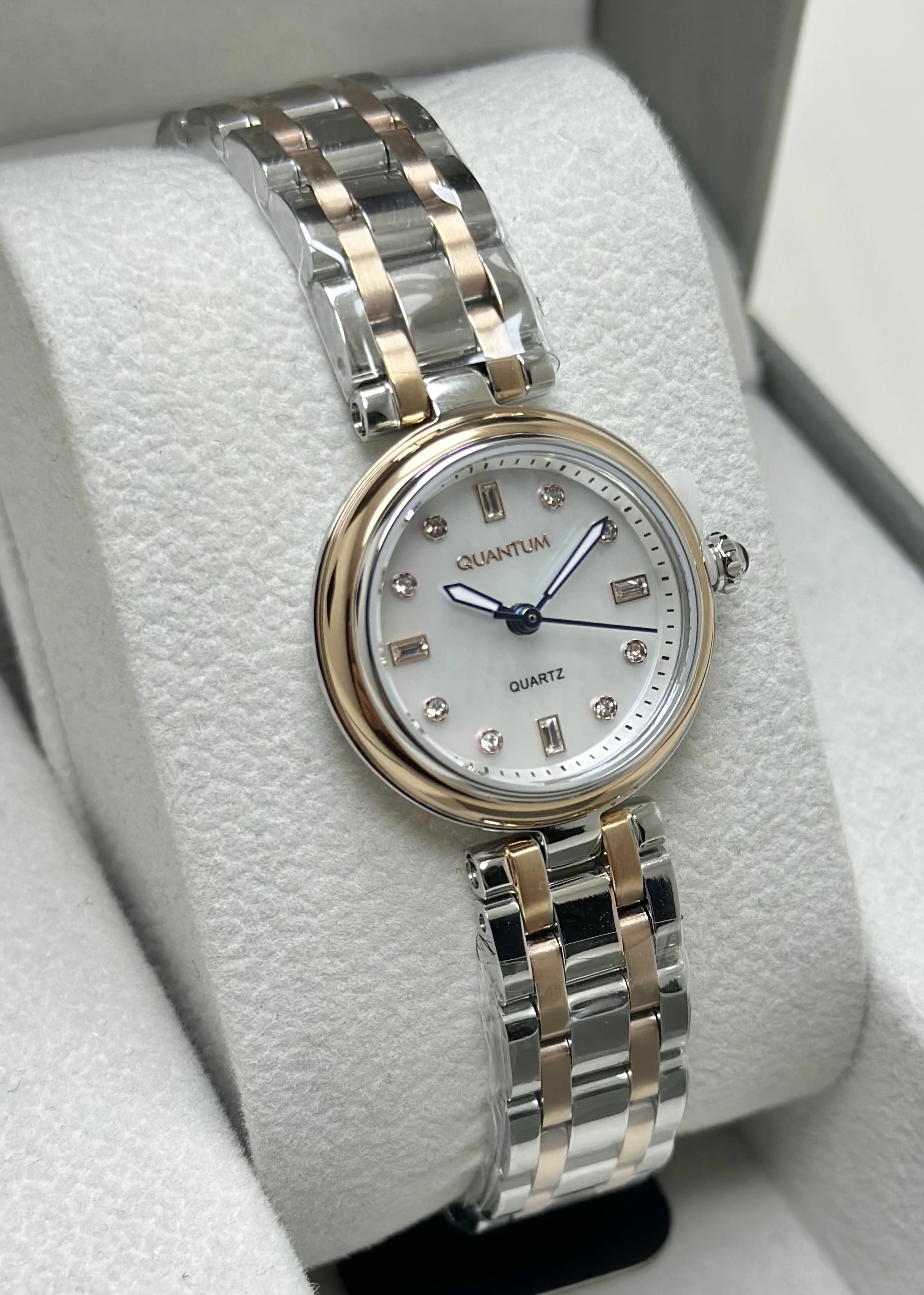 Quantum Çelik Kordon Su Geçirmez Kadın Kol Saati