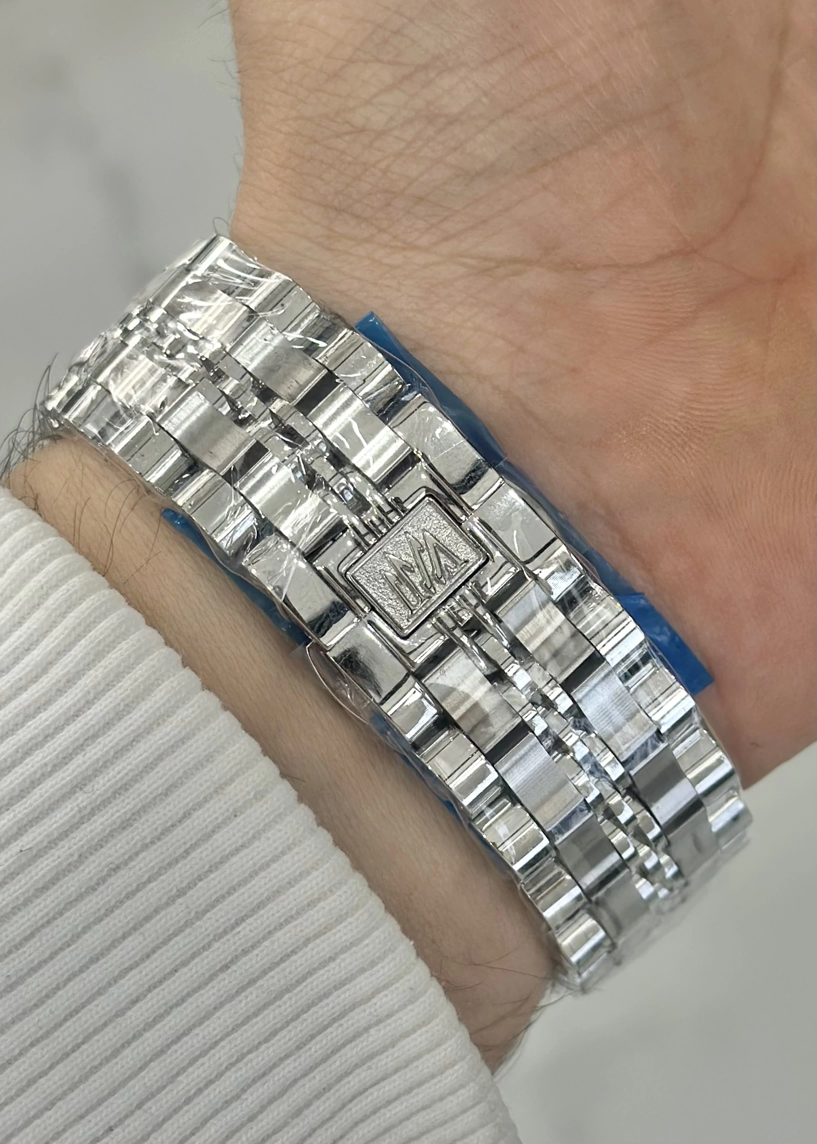 Momentus ILKSM385S-04SS Erkek Kol Saati