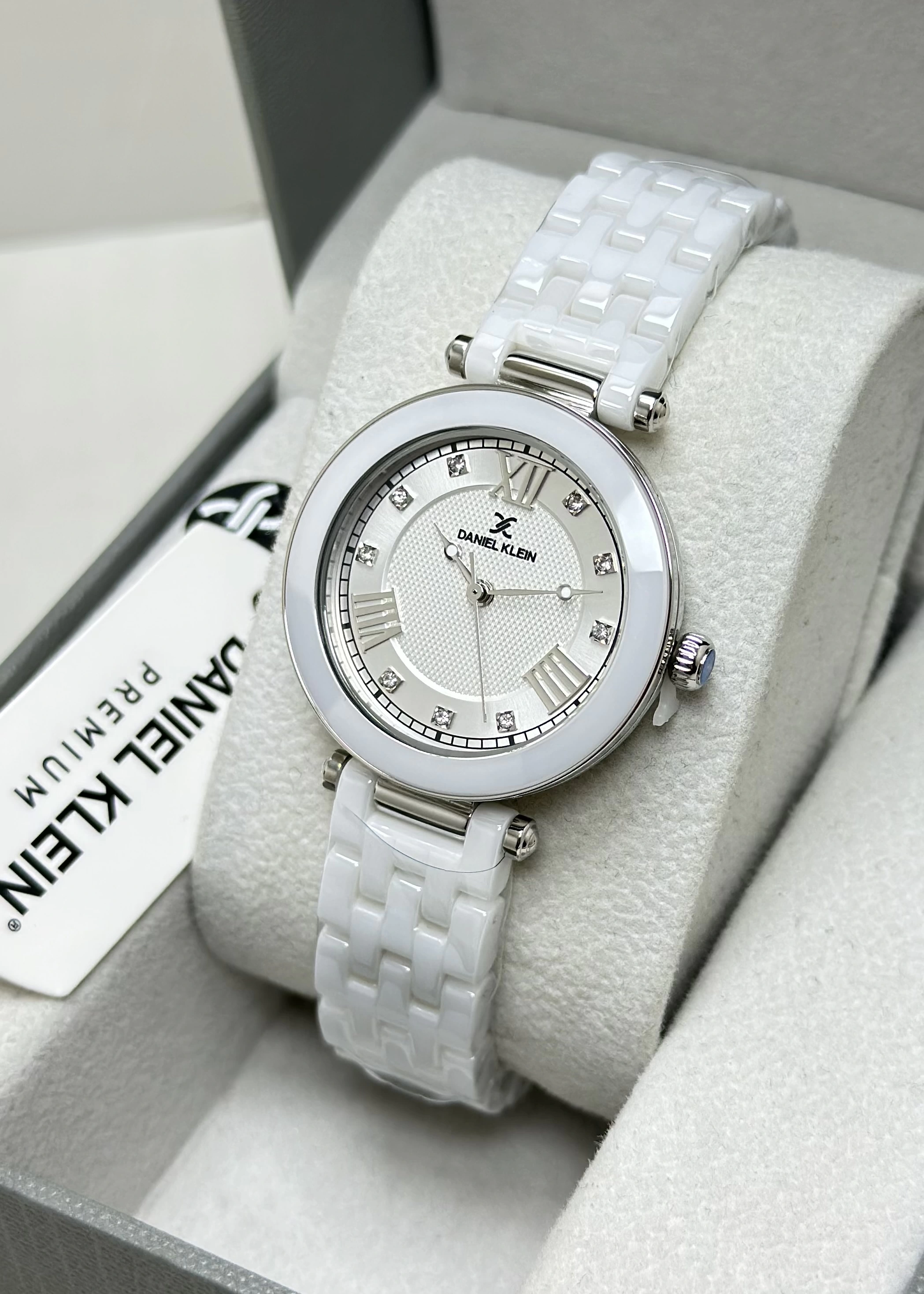 Daniel Klein Orijinal 2 Yıl Garantili Su Geçirmez Beyaz Seramik Kordon Gümüş Kasa Kadın Kol Saati ILK14282K2
