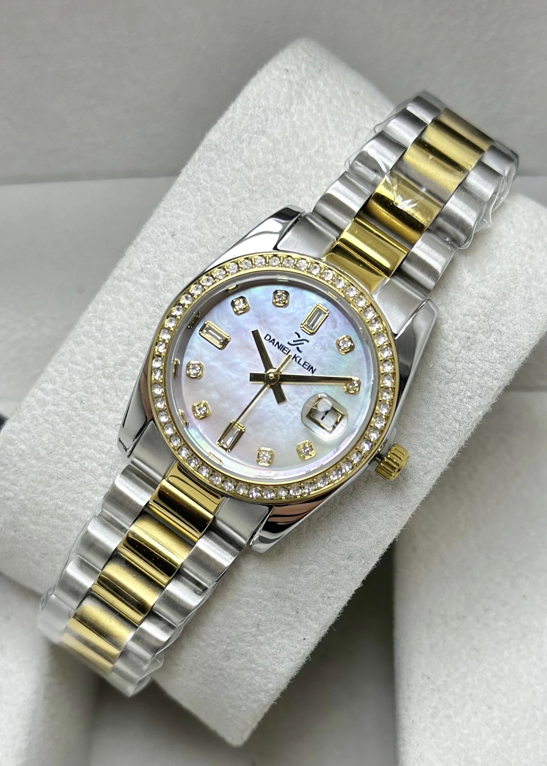 Daniel Klein Orijinal 2 Yıl Garantili Sedef Kadran Çelik Kordon Kadın Kol Saati ILK10108M3