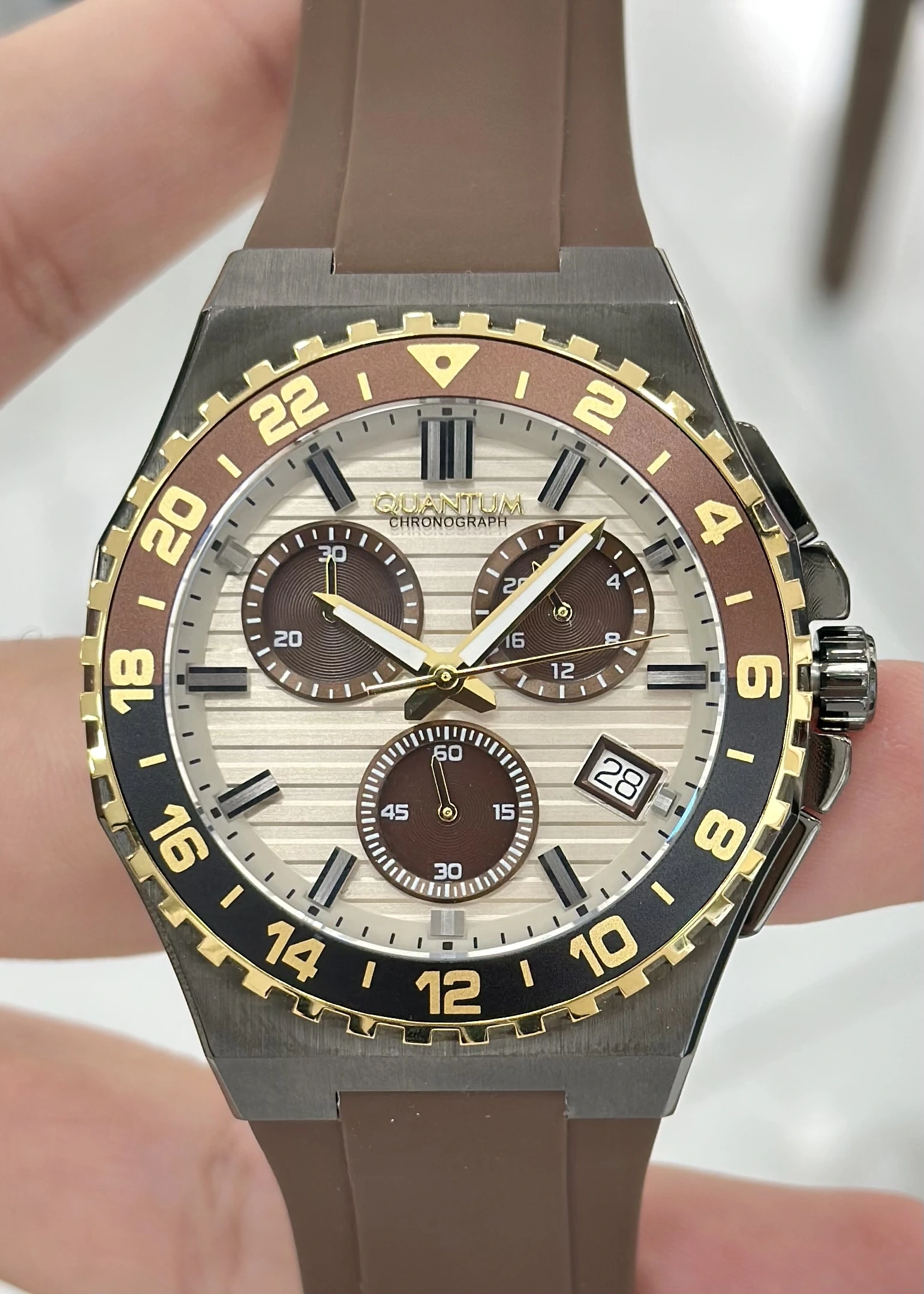 Qunatum Orijinal 2 Yıl Garantili Su Geçirmez Silikon Kordon Fonksiyonlu Erkek Kol Saati