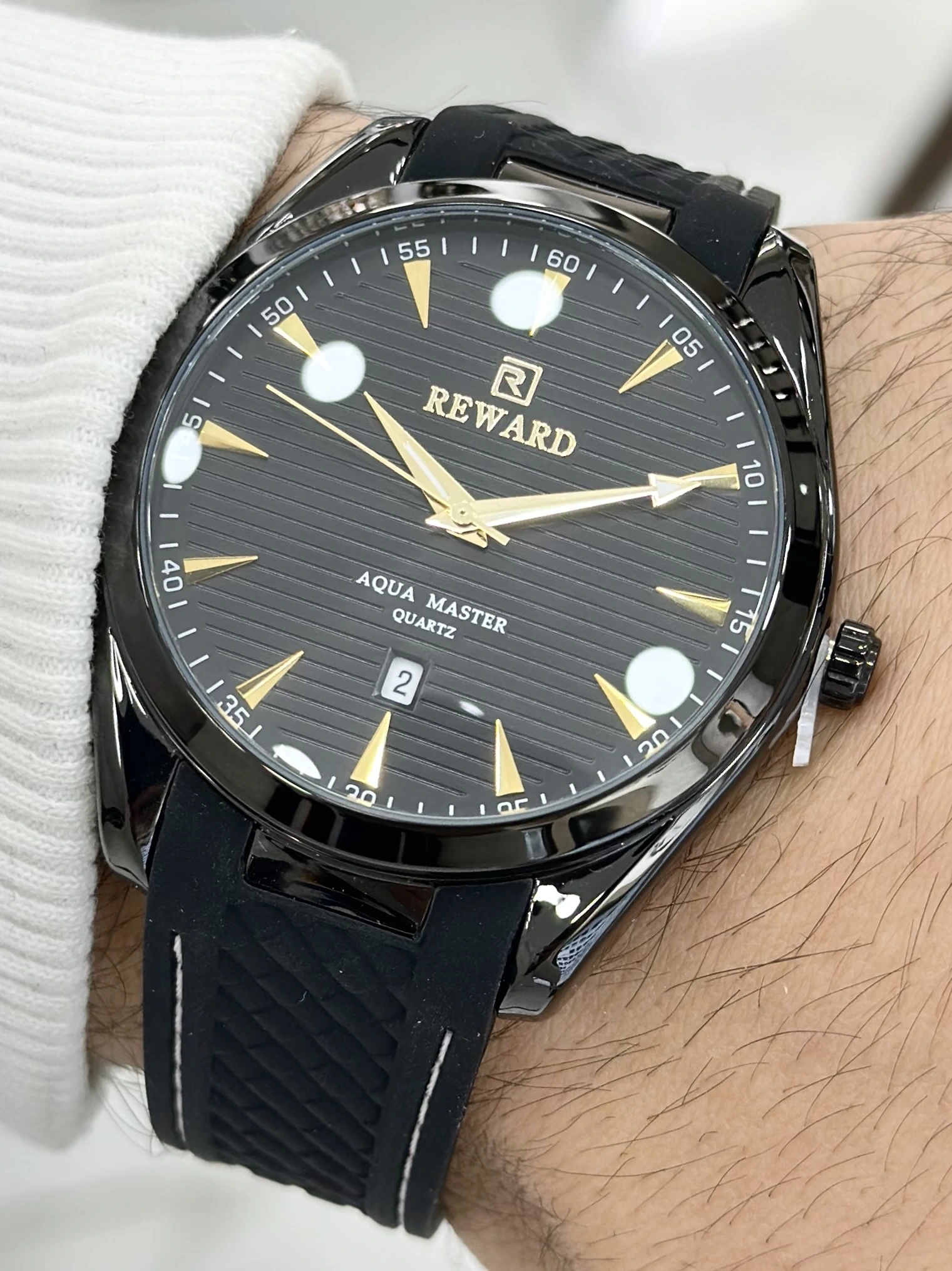 Reward Silikon Kordon Erkek Kol Saati Su Geçirmez 2 Yıl Garantili