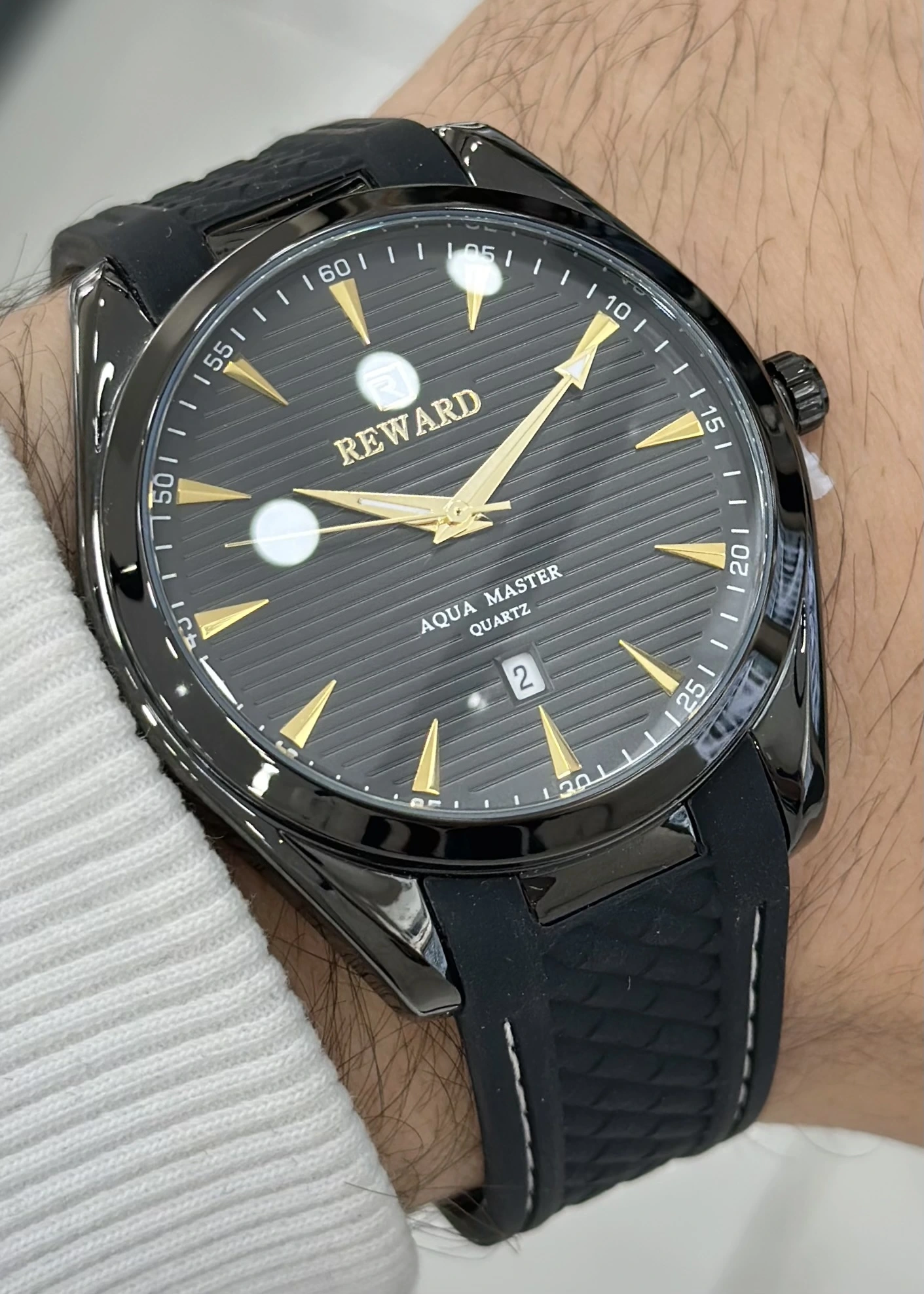 Reward Silikon Kordon Erkek Kol Saati Su Geçirmez 2 Yıl Garantili