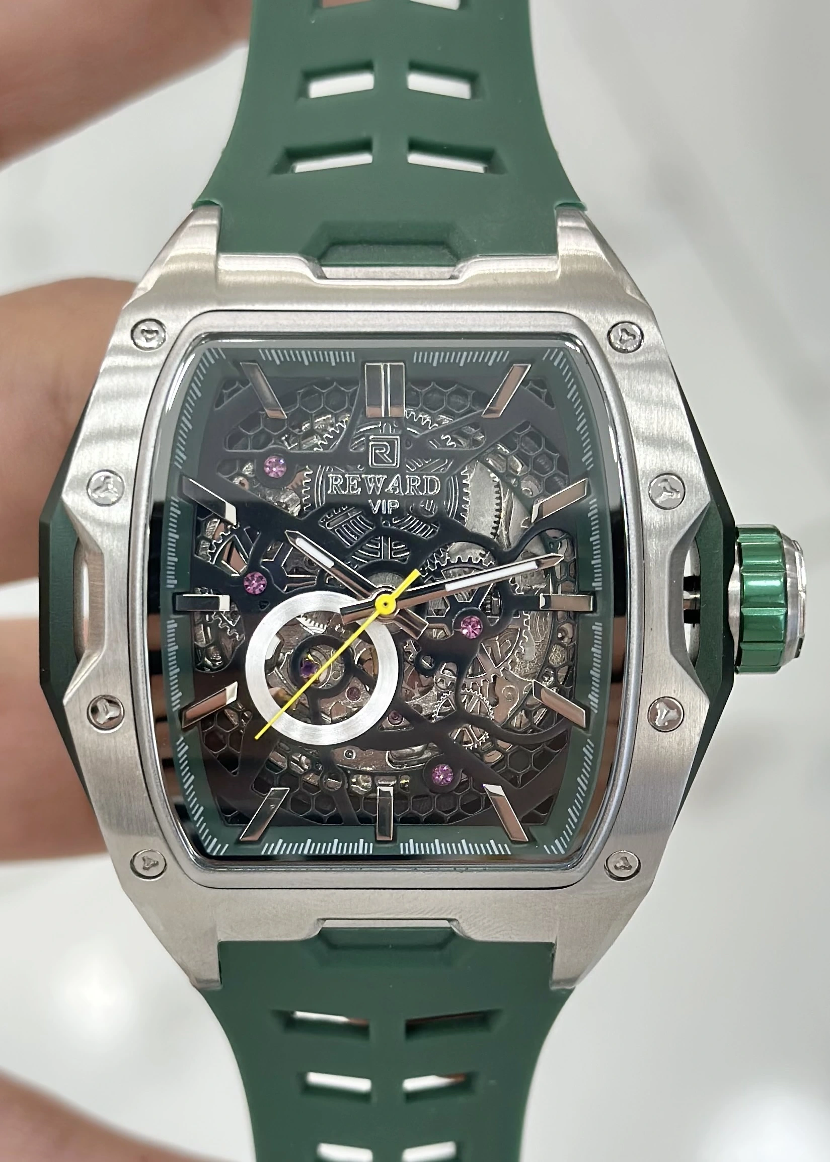 Reward Silikon Kordon Otomatik Erkek Kol Saati Su Geçirmez 2 Yıl Garantili