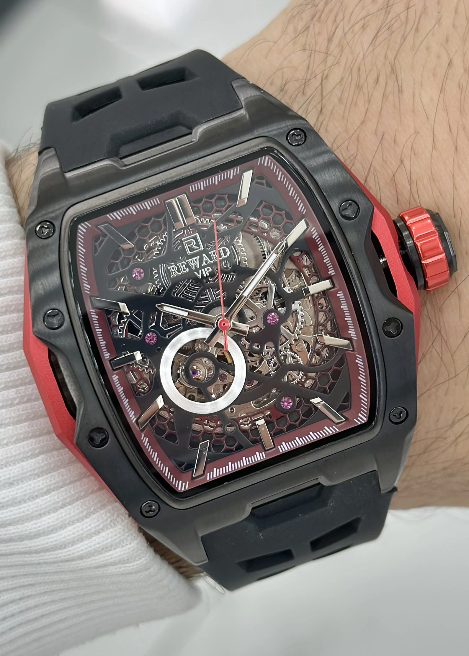 Reward Silikon Kordon Otomatik Erkek Kol Saati Su Geçirmez 2 Yıl Garantili