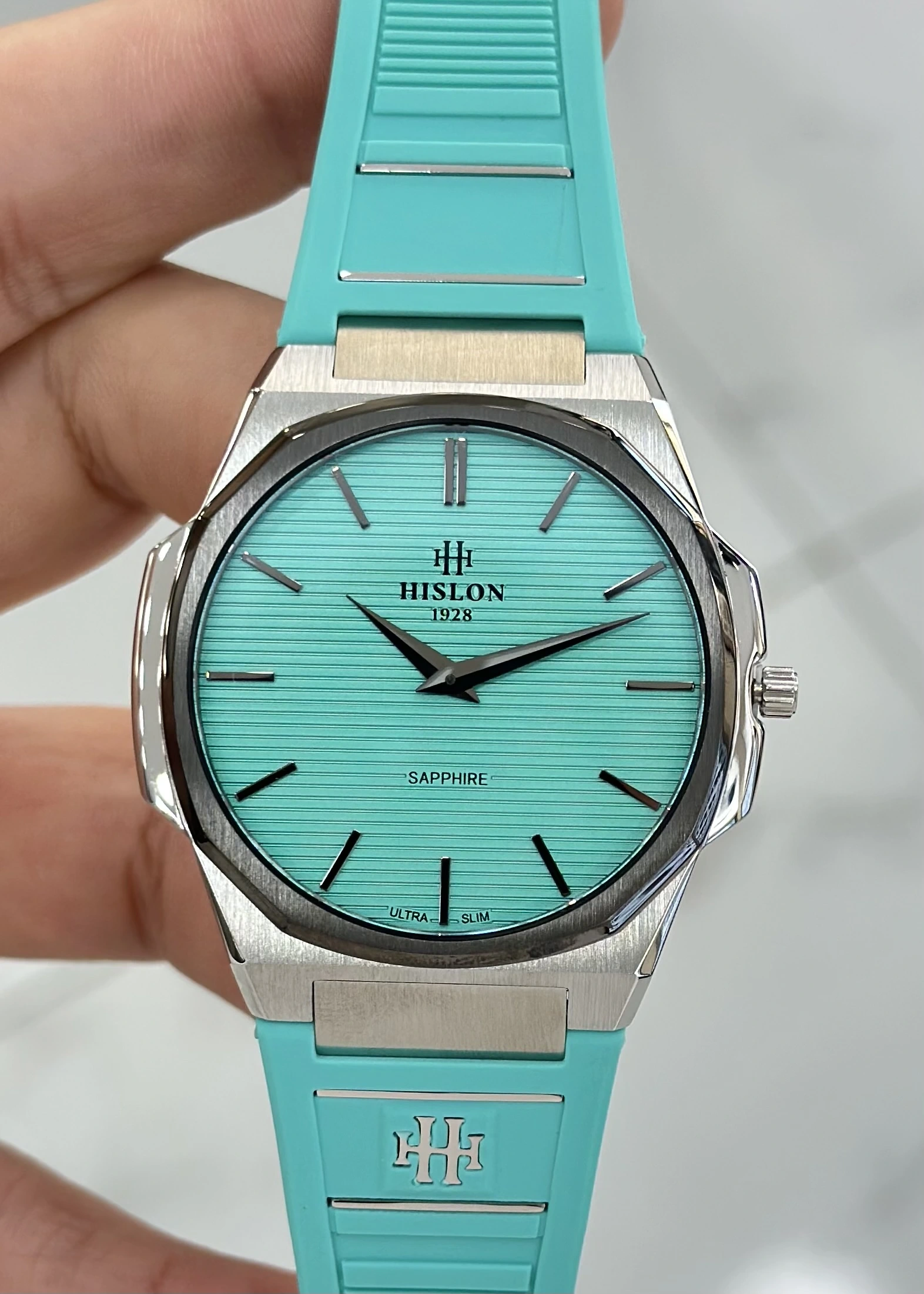 Hislon Orijinal Silikon Kordon Ultra Slim Erkek Kol Saati ILKCL127T-10BS