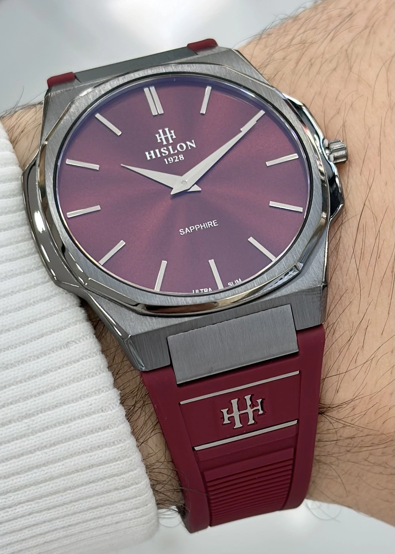 Hislon Orijinal Silikon Kordon Ultra Slim Erkek Kol Saati ILKCL127T-14KN